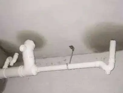 平武卫生间测漏水的几种情景
